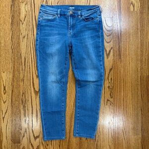 BDG Easy Rider Ankle Jeans